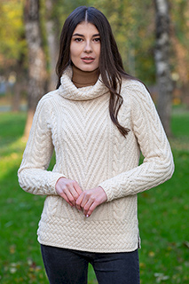Ladies Turtleneck Ribbed Cable Knit Sweater
