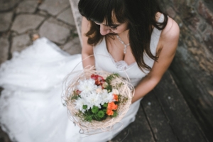 How to Incorporate Tartan Accessories into Your Wedding Ensemble